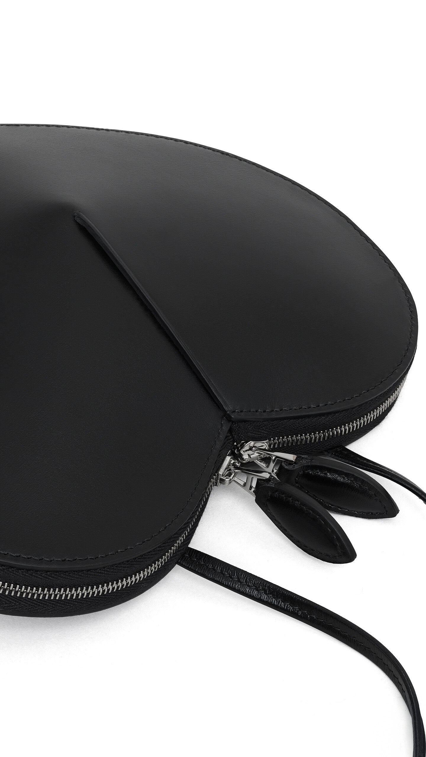 Alaïa Le coeur black