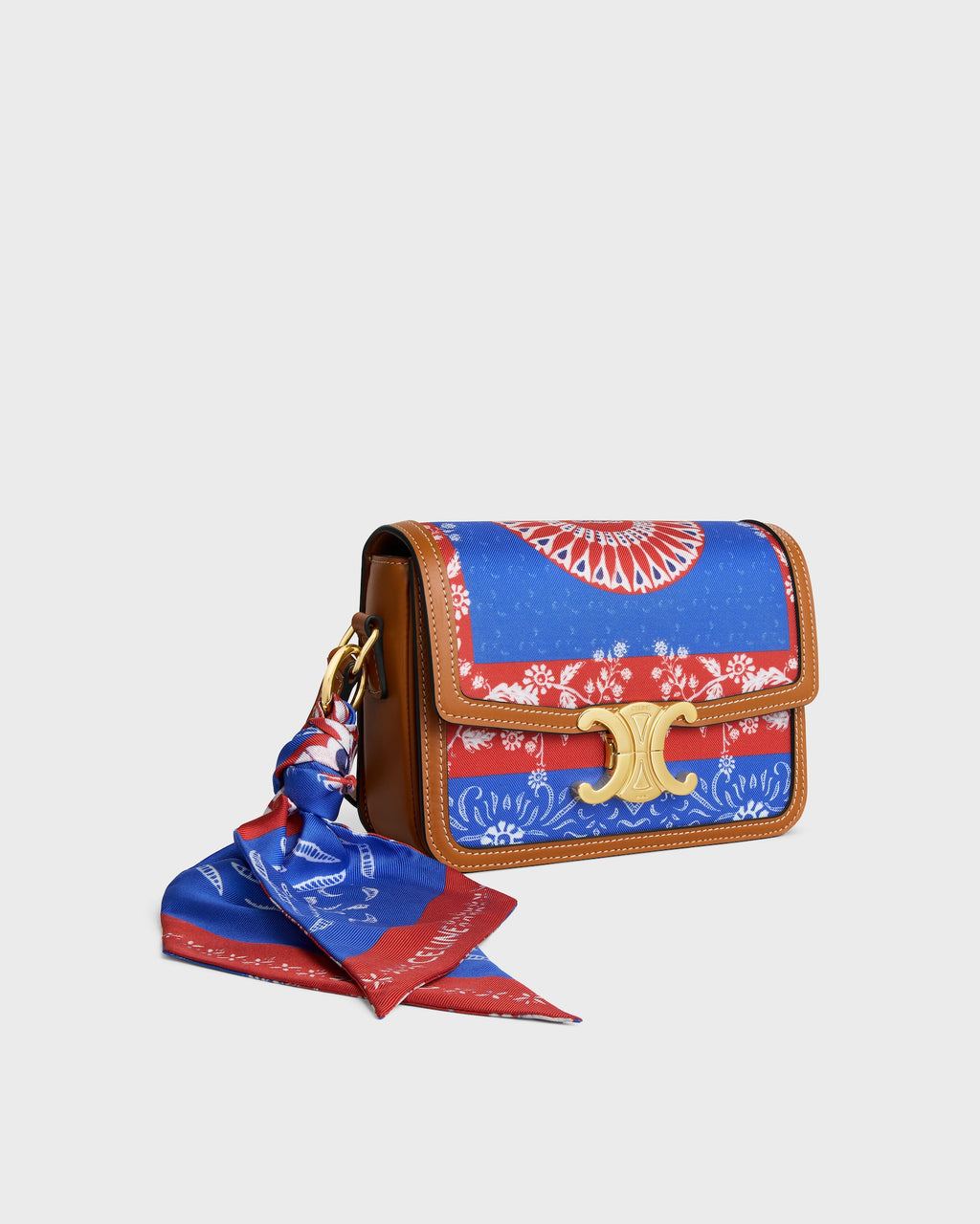 Celine Teen Triomphe